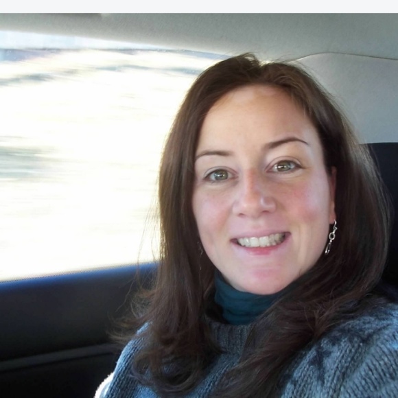 Meet your Posher, Keri - Picture 3 of 8